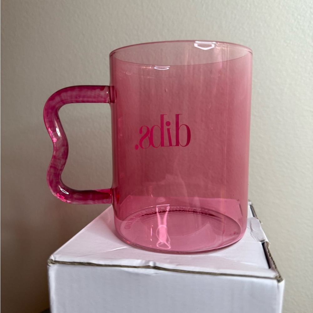 Exclusive Dibs Makeup Brand Pink Mug - Picture 3 of 6
